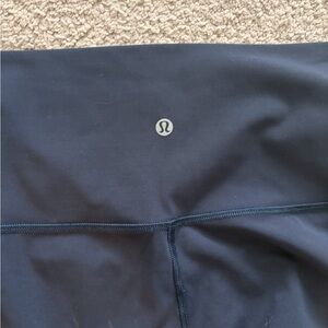 Lululemon Blue cropped detail Leggings